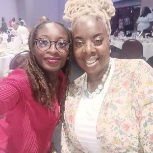 Meet your Posher, Glenda